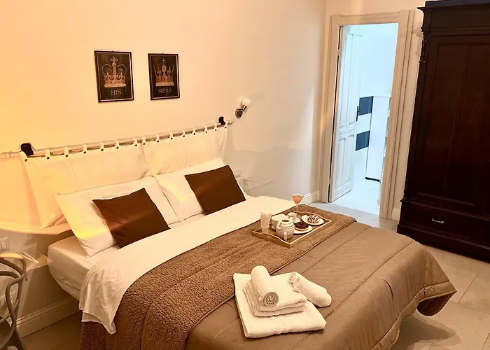 Δωμάτια σε οικογενειακή κατοικία Casa Frori - Unique Experience